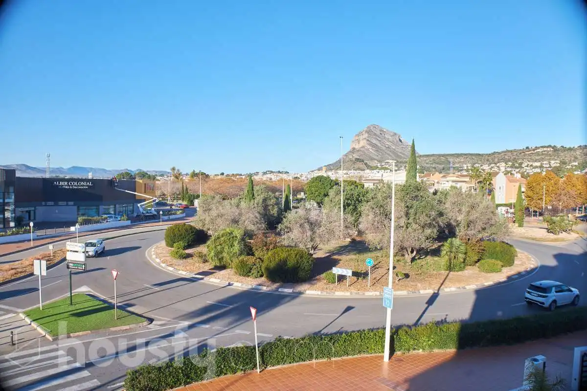 Vista exterior de Pis en venda en Jávea / Xàbia amb Aire condicionat, Terrassa i Piscina comunitària