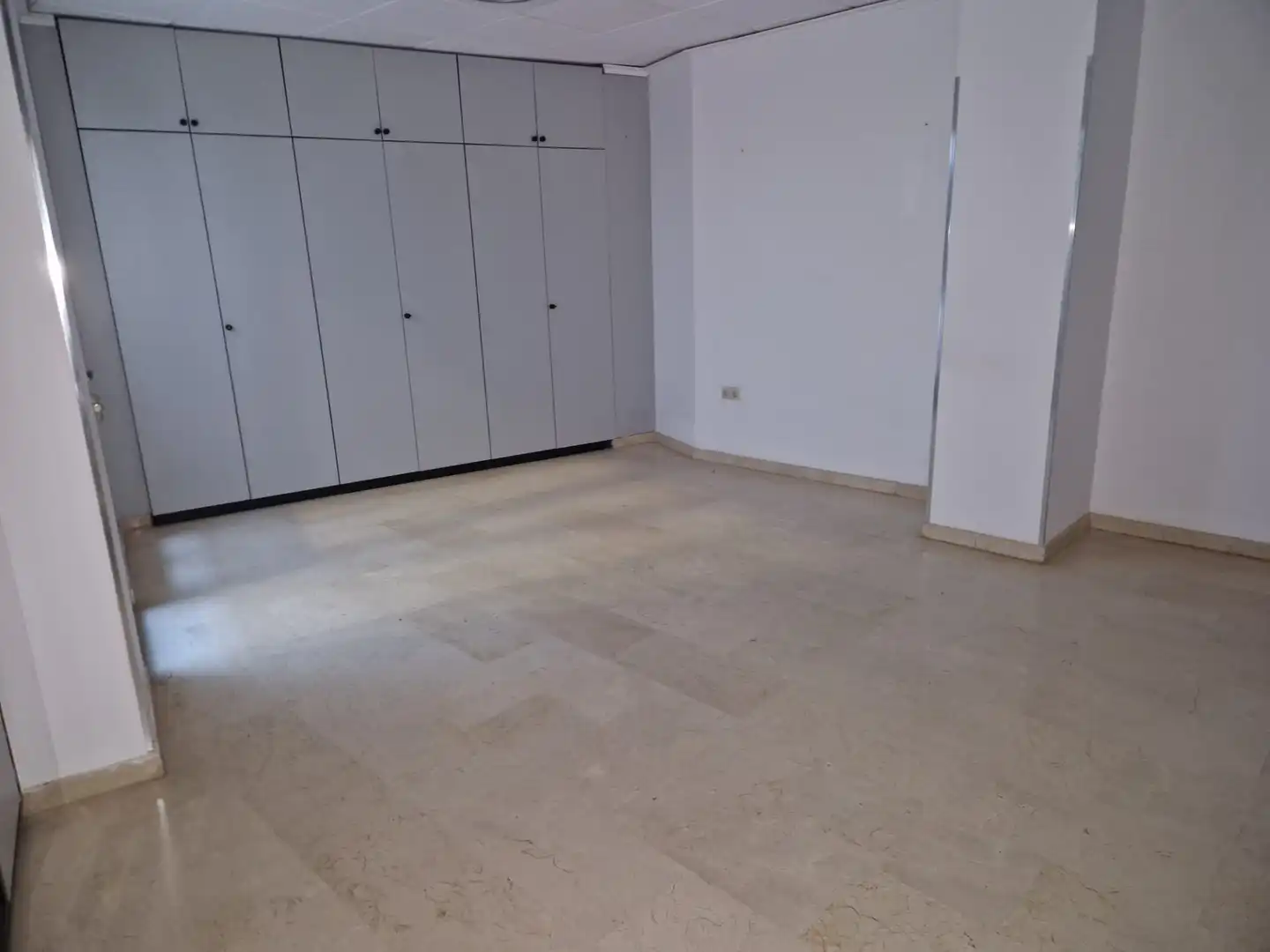 Bureau avec ascenseur à louer à Plaza Altozano 4, imagen 8