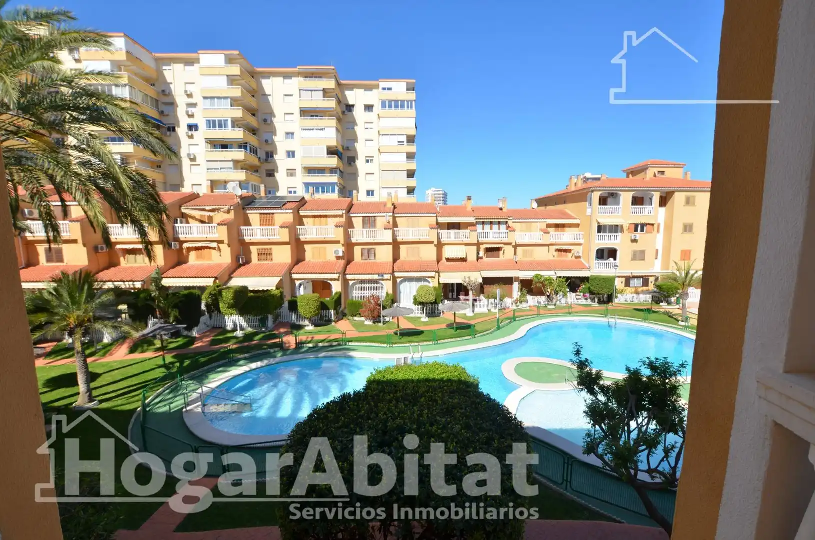 Außenansicht von Wohnung zum Verkauf in El Campello mit Klimaanlage, Heizung und Privatgarten