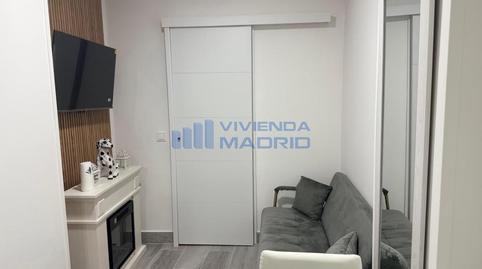 Foto 2 de Piso en venta en Platano, Valdeacederas,  Madrid Capital