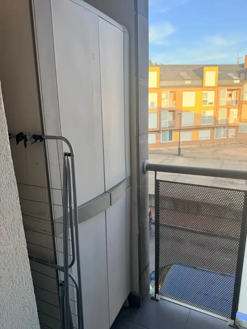 Piso con balcón en venta en Calle de Emilio de Mier 1, imagen 23