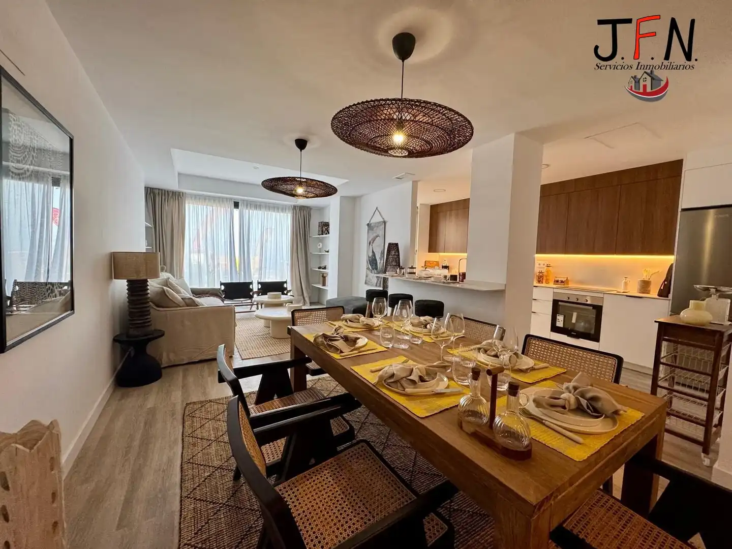 Comedor de Apartamento en venta en Antigua con Jardín privado, Terraza y Balcón