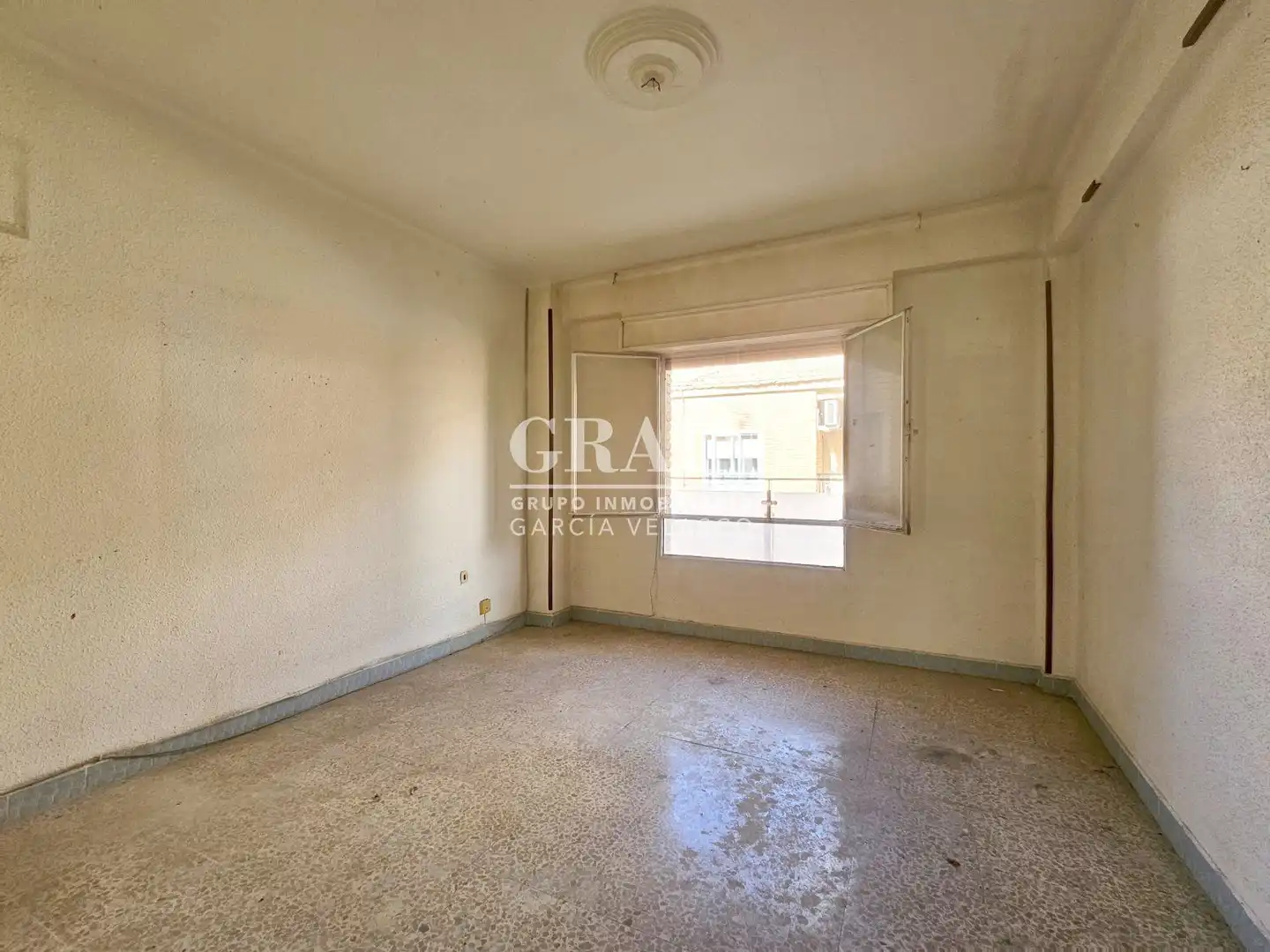 Bedroom of Flat for sale in Albacete  with Balcony