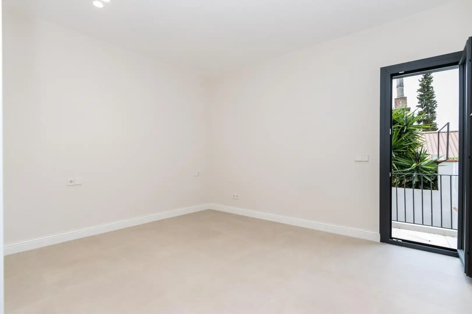 Bedroom of Houses for sale in Sabadell  with Terrace, Storage room and Alarm