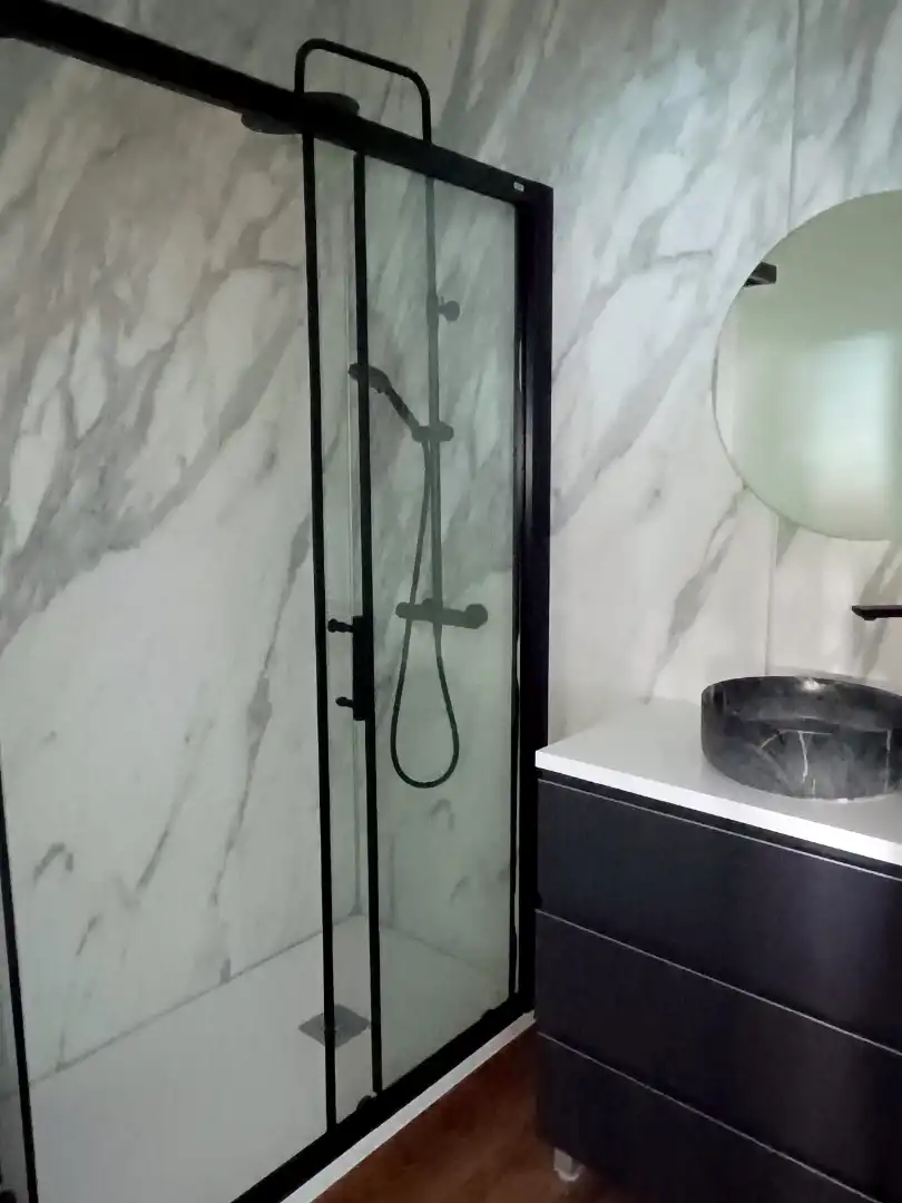 Baño de Apartamento en venta en Pelayos de la Presa con Aire acondicionado