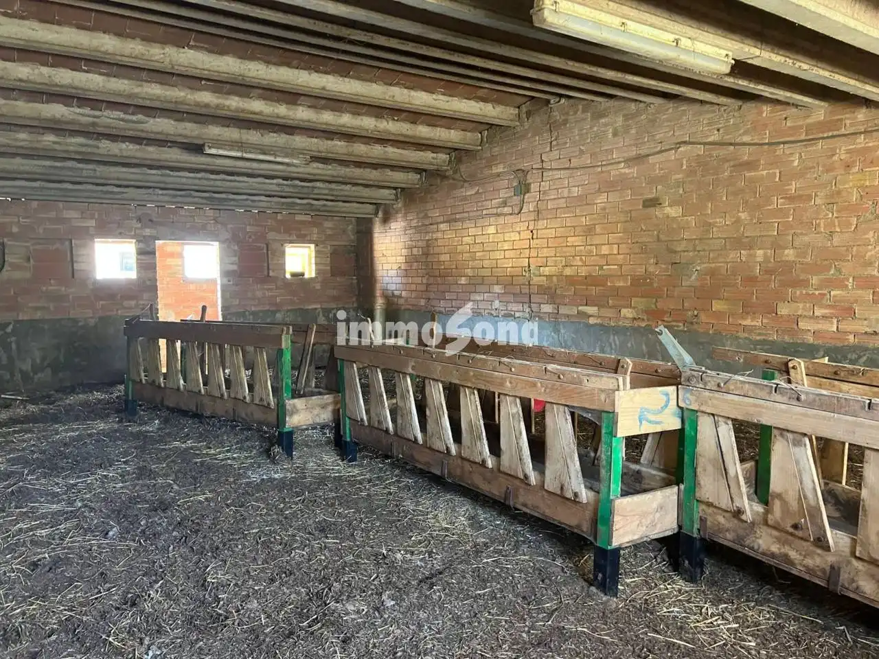 Commercial properties for sale in Les Masies de Voltregà