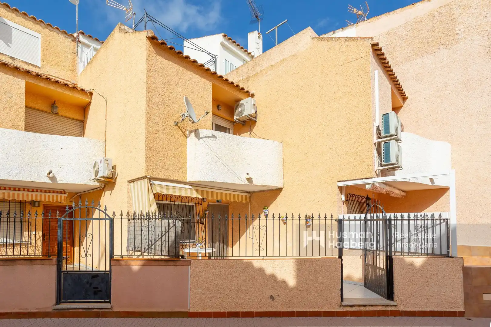 Reihenhaus mit Terrasse zum Verkauf in Los Narejos - Punta Calera, imagen 2