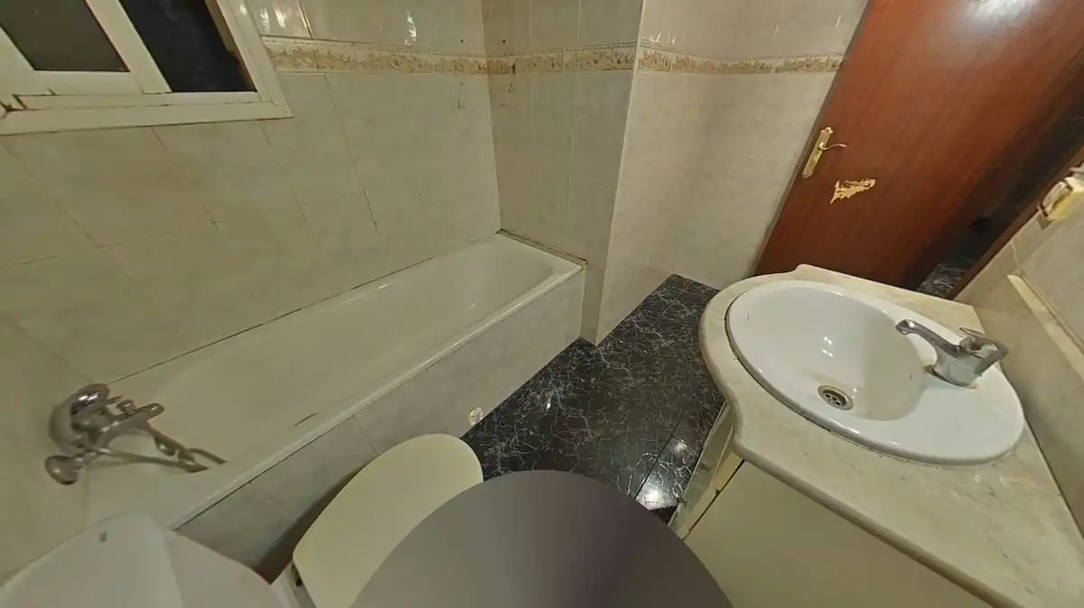 Badezimmer von Wohnung zum Verkauf in Mollet del Vallès