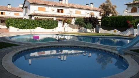 Photo 4 of Single-family semi-detached for sale in  Josep Pla, L'Estany, Tarragona