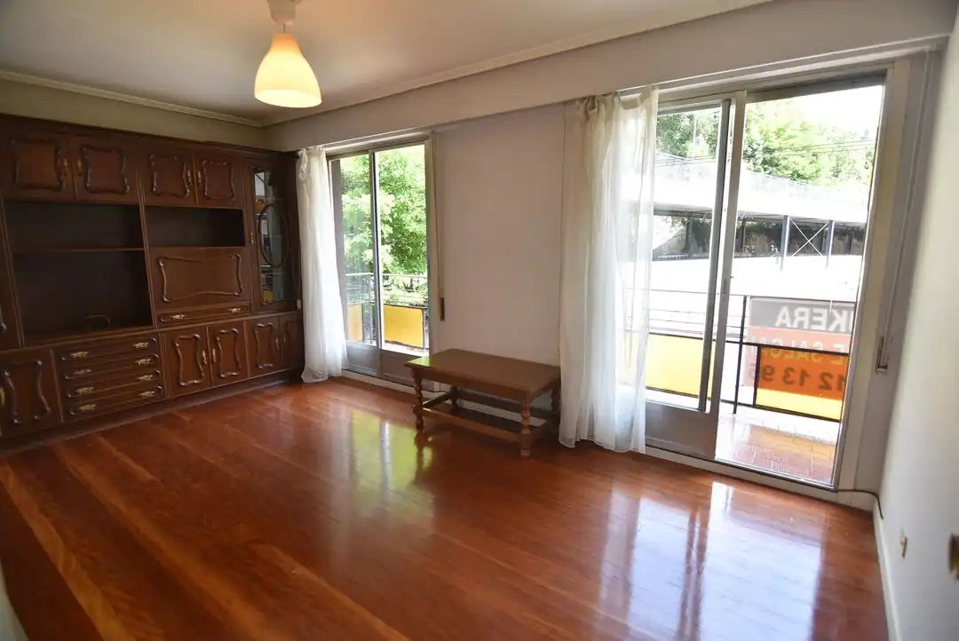 Sala de estar de Piso en venta en Eibar con Calefacción y Balcón