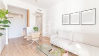 Living room of Flat for sale in  Madrid Capital  with Air Conditioner, Heating and Terrace