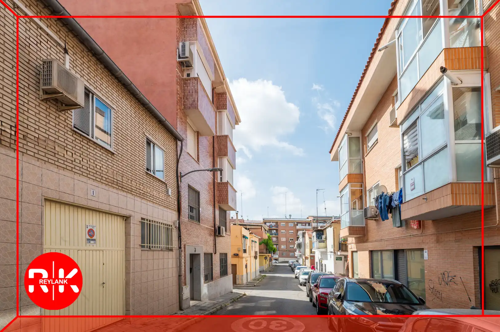 Vista exterior de Piso en venta en Coslada con Aire acondicionado, Calefacción y Horno
