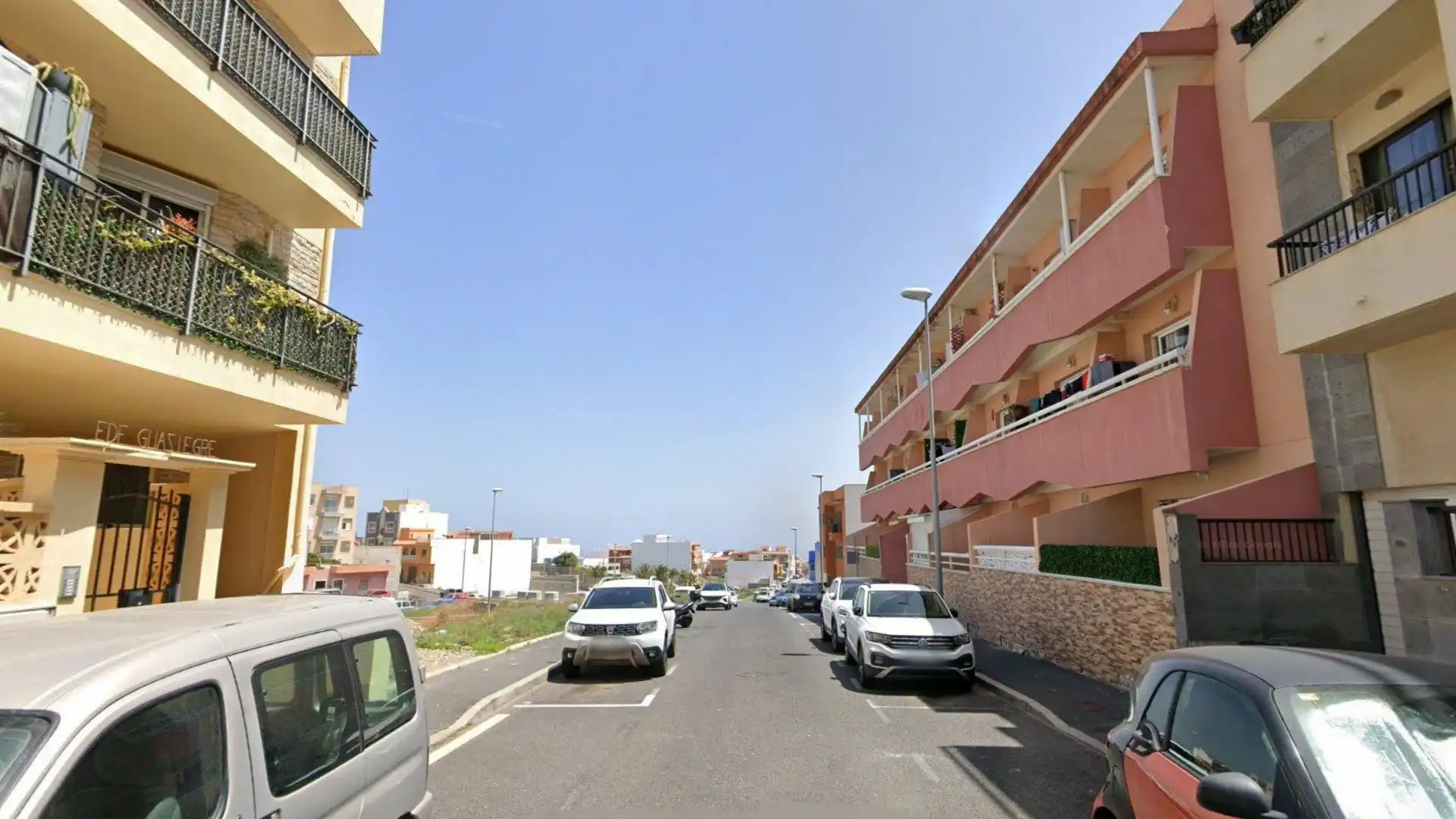 Vista exterior de Pis en venda en Granadilla de Abona amb Terrassa i Traster