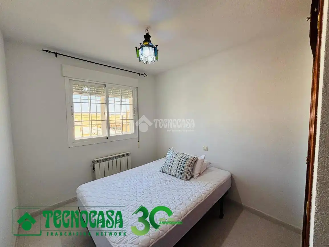 Casa aparellada amb terrassa en venda a Magán, imagen 20