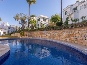 Adosado con balcón en venta en Orihuela Costa