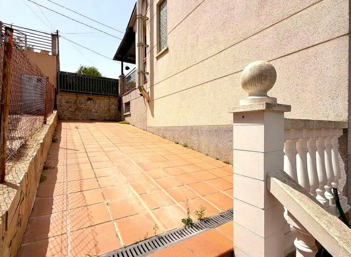 Maison avec terrasse à vendre à Carrer Carrer Penedès, imagen 52