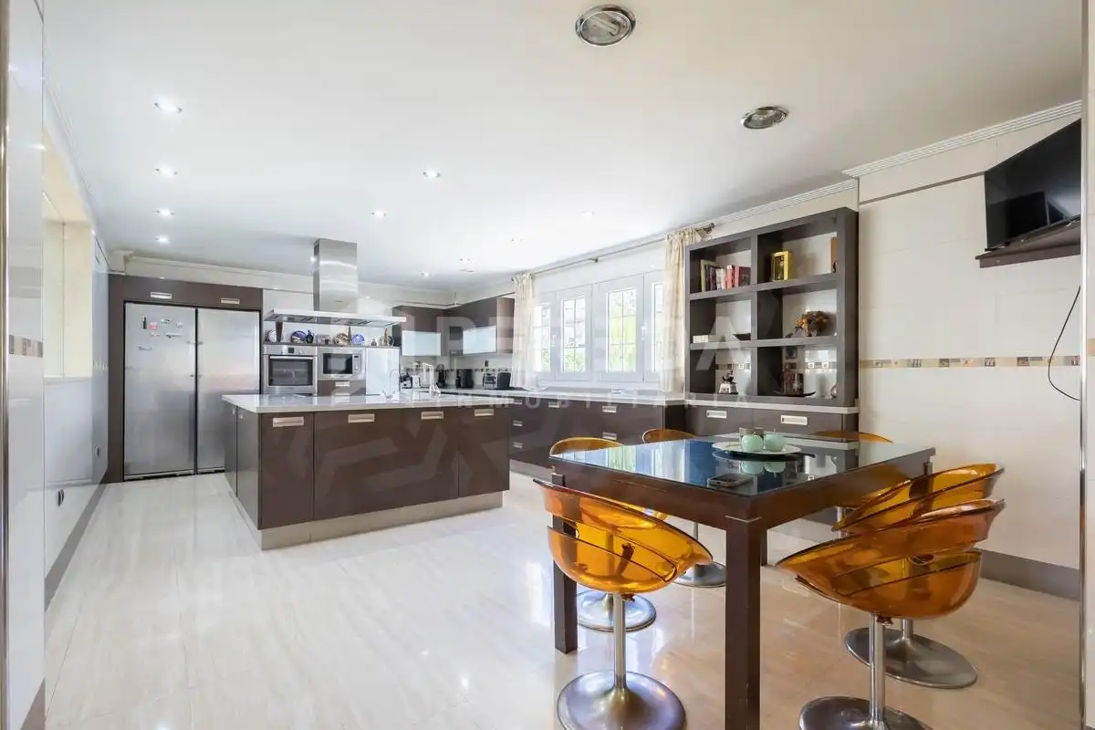 Cocina de Casa o chalet en venta en Roquetas de Mar con Aire acondicionado, Jardín privado y Piscina