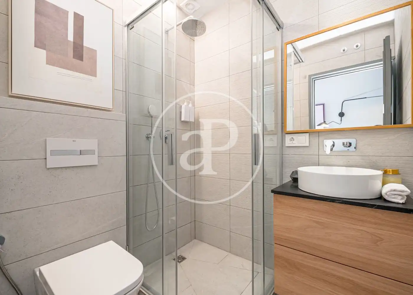 Baño de Piso en venta en Madrid con Aire acondicionado, Calefacción y Amueblado