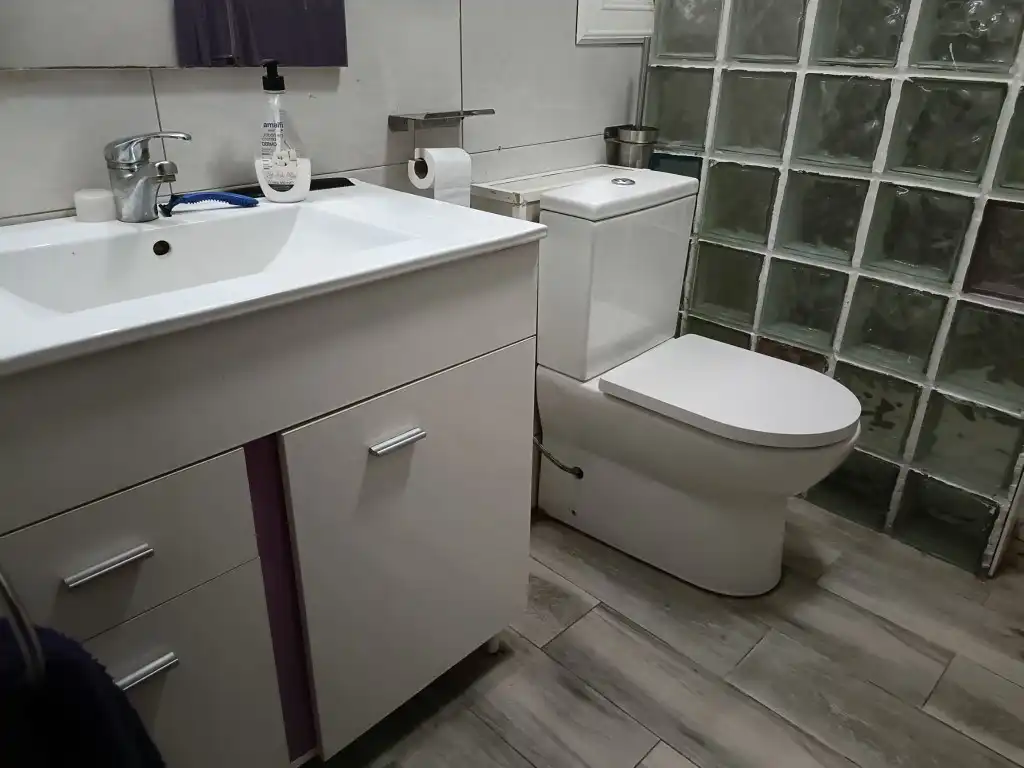 Badezimmer von Wohnung zum Verkauf in Rubí