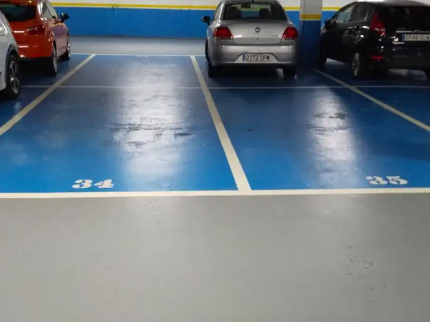 Garaje de alquiler en Avenida del Llano, 67, Llano