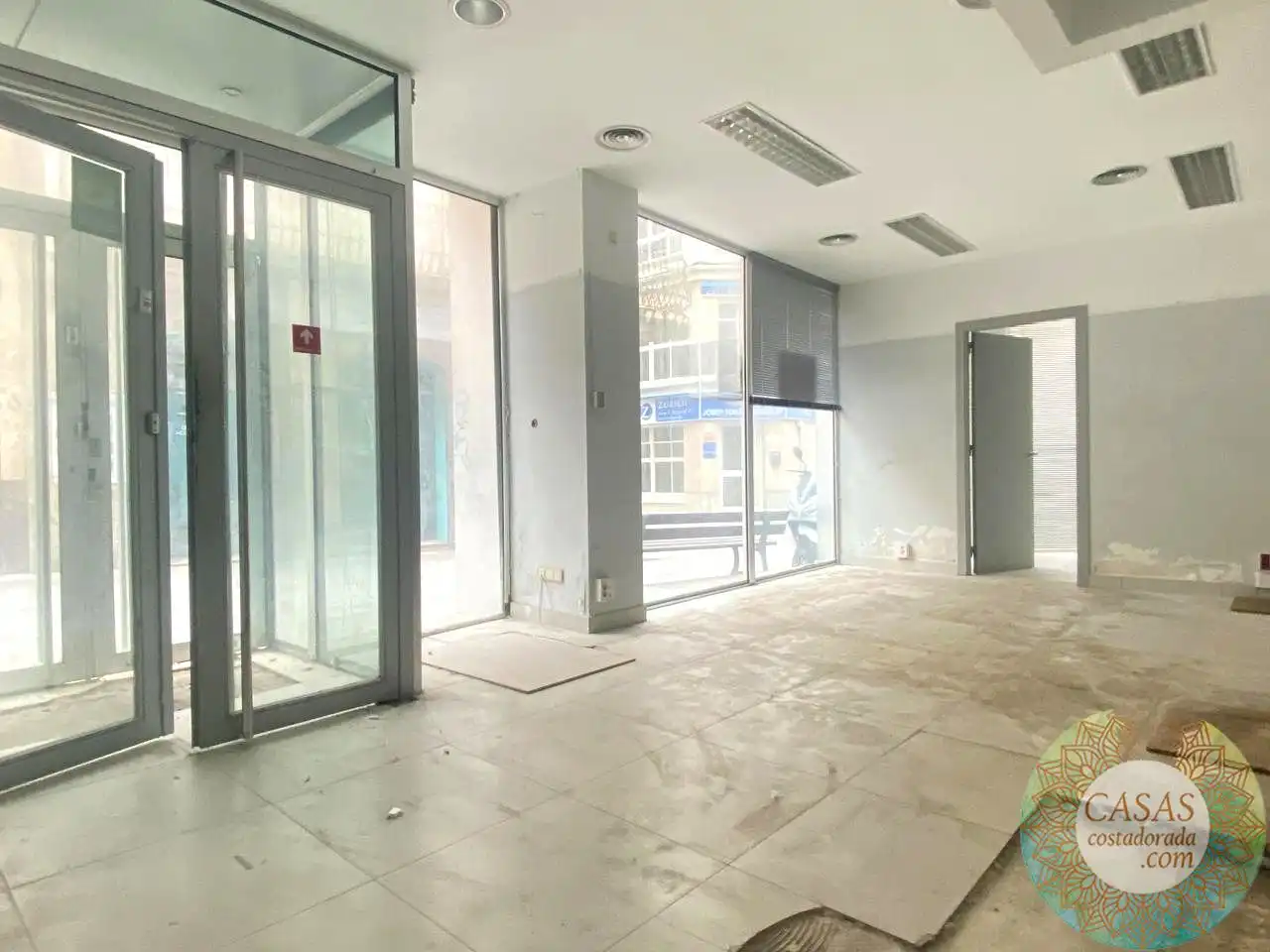Business premises for sale in Constitució