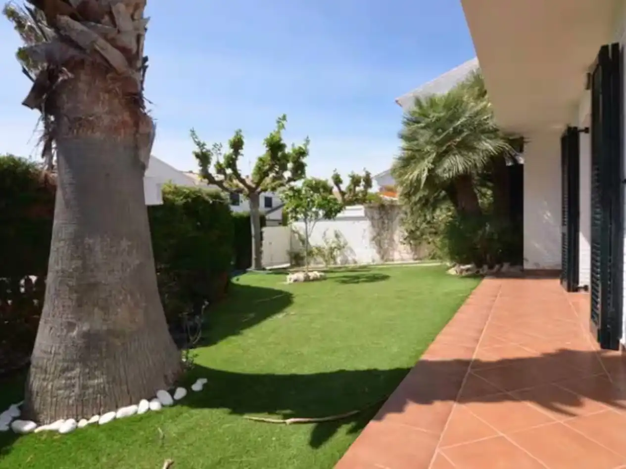 Adossat amb jardí de lloguer a Carrer Murtra 13, imagen 17
