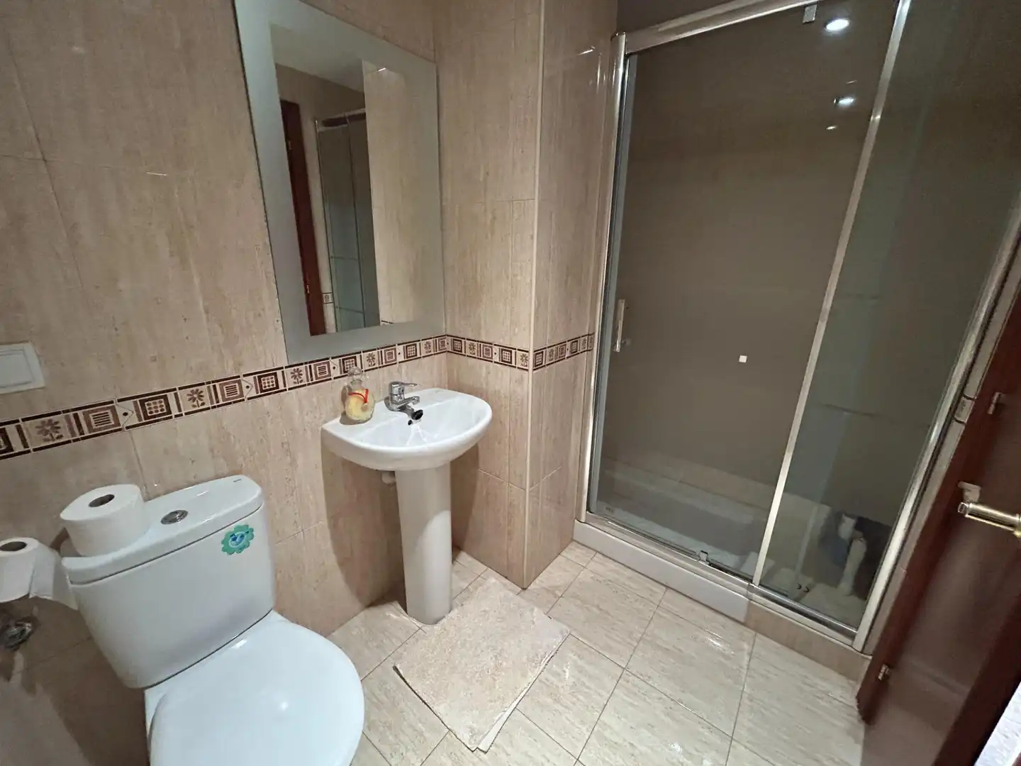 Baño de Piso en venta en Castellón de la Plana / Castelló de la Plana con Balcón