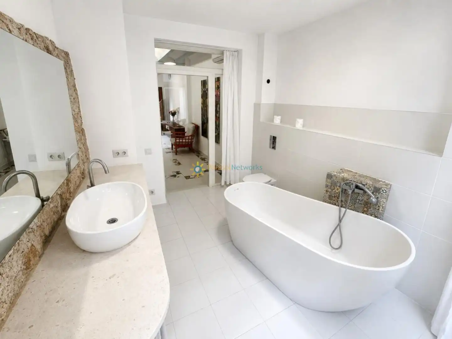 Bathroom of Houses for sale in Oliva  with Air Conditioner, Terrace and Storage room