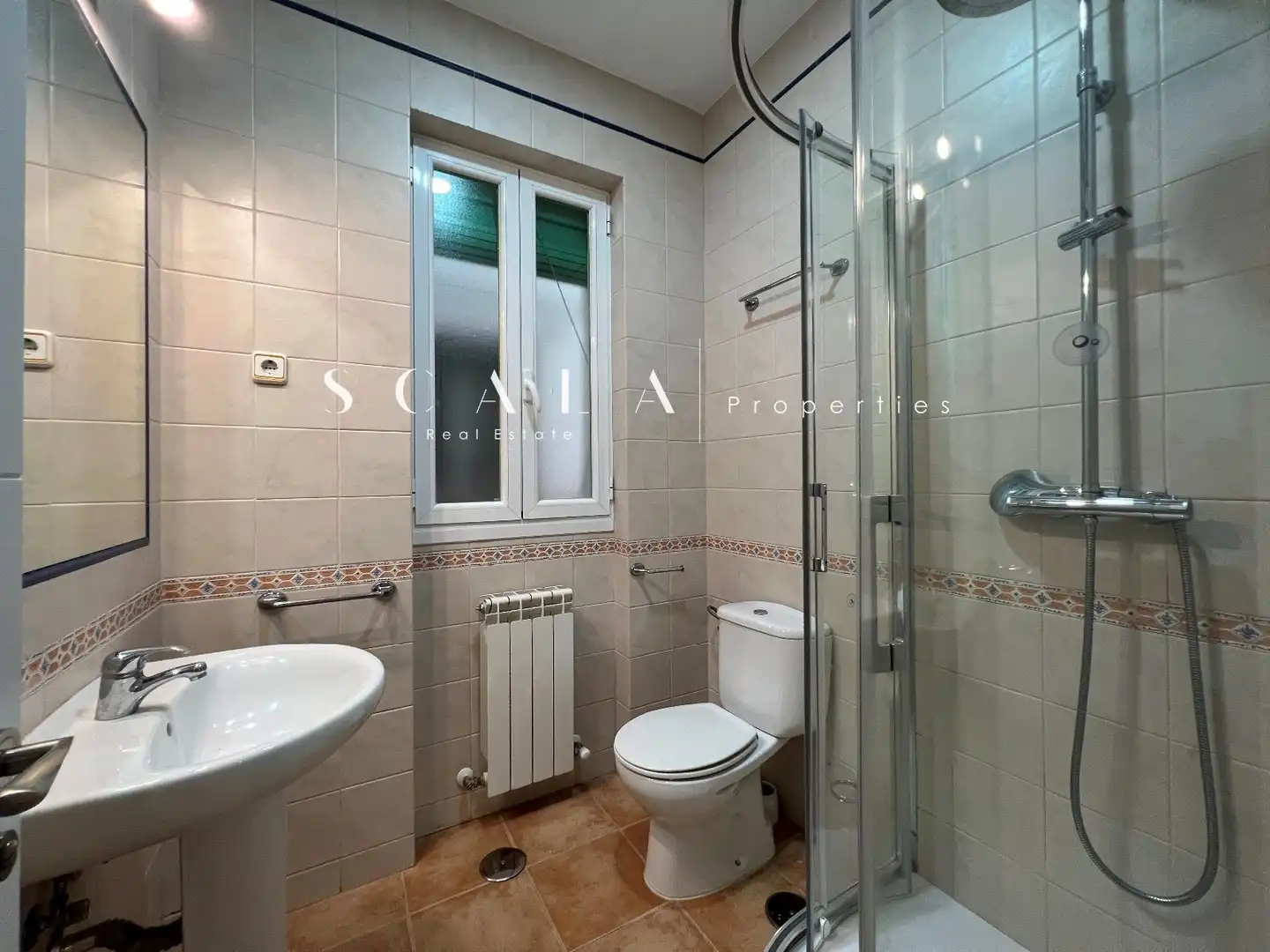 Flat with lift to rent in Fernan Gonzalez, imagen 37