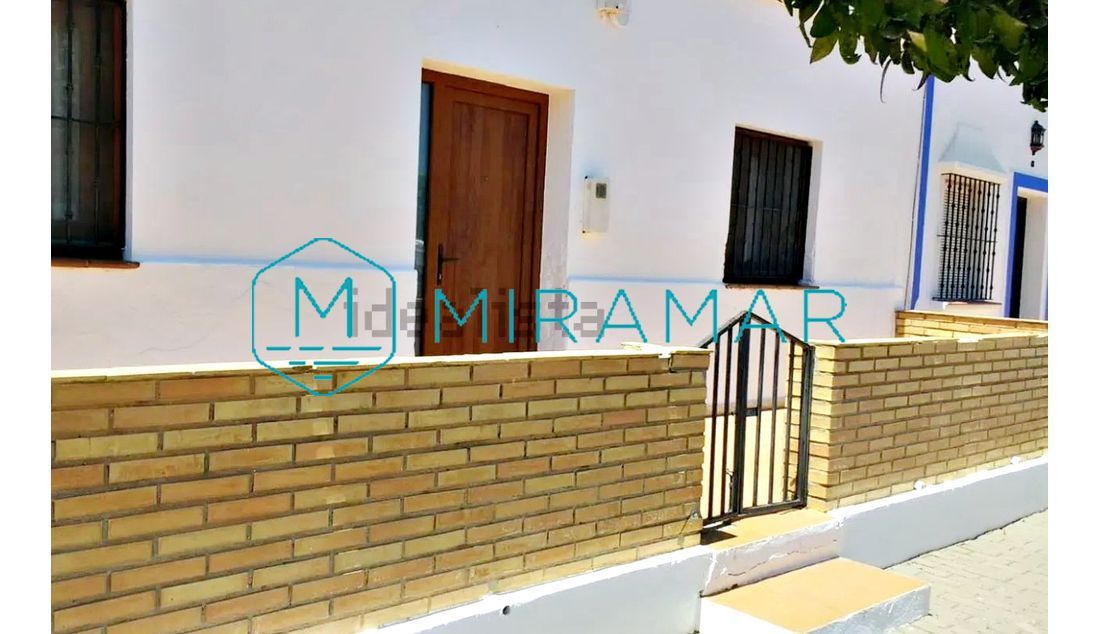 Exterior view of House or chalet for sale in Ayamonte  with Terrace