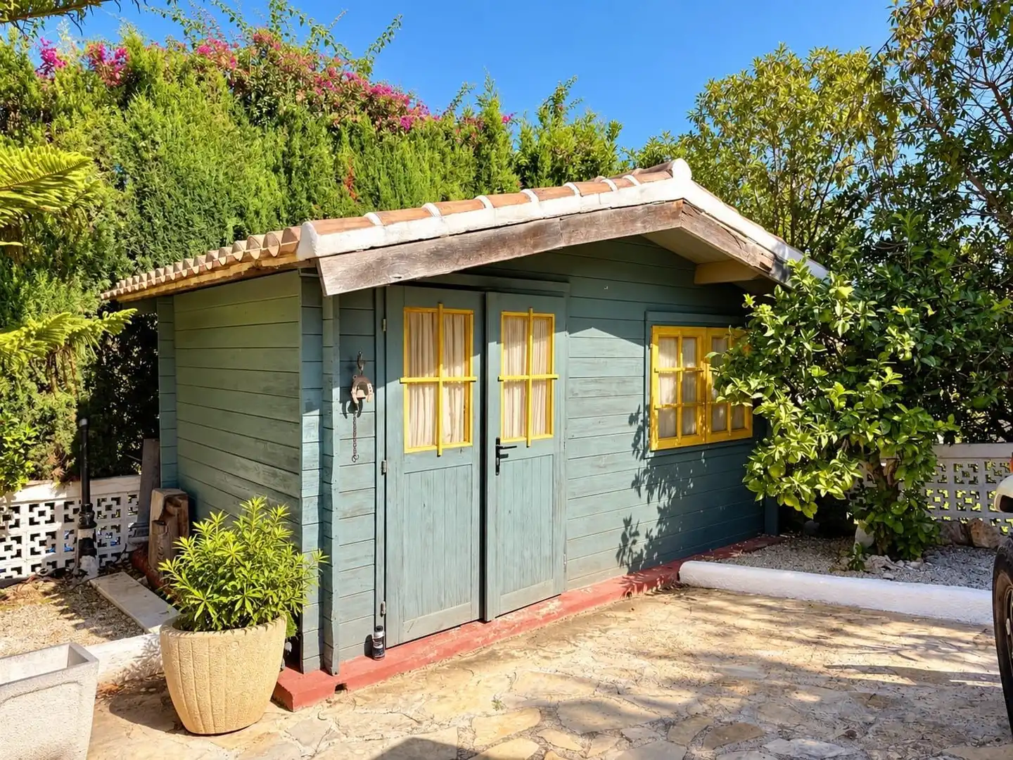 Vista exterior de Casa o xalet en venda en Cap Martí - El Tossalet - Pinomar