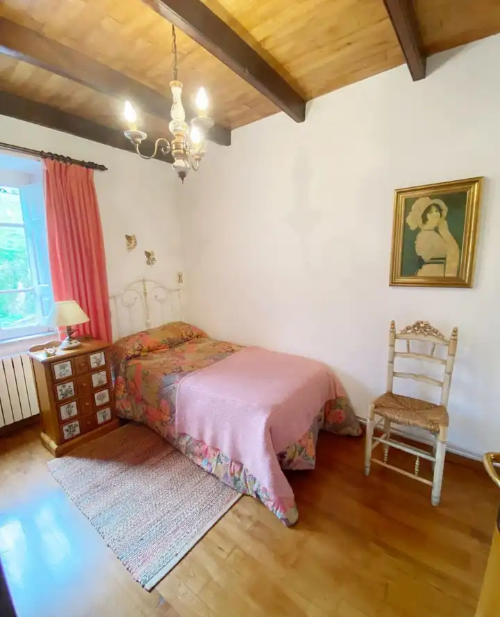 Habitación de Casa o chalet en venta en A Pontenova   con Calefacción, Jardín privado y Parquet