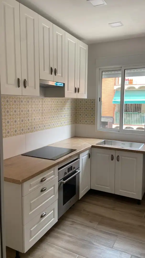 Cocina de Piso de alquiler en Terrassa con Calefacción, Amueblado y Horno