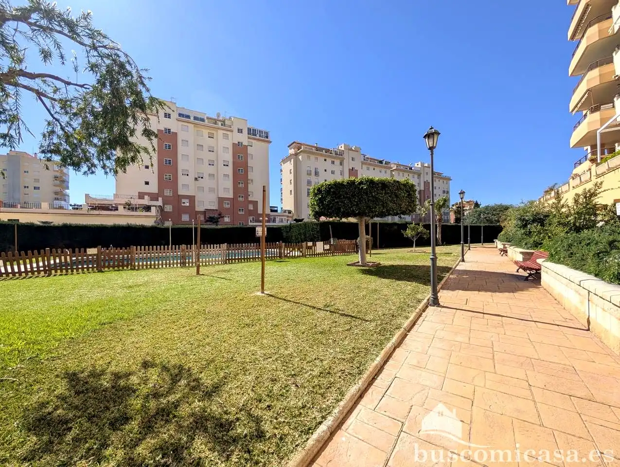 Vista exterior de Planta baja en venta en Algarrobo con Jardín privado, Terraza y Amueblado