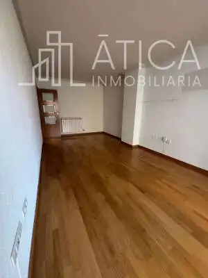 Habitación de Piso en venta en Villares de la Reina con Calefacción, Terraza y Trastero