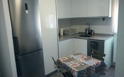 Kitchen of Flat to share in  Zaragoza Capital  with Heating, Parquet flooring and Furnished