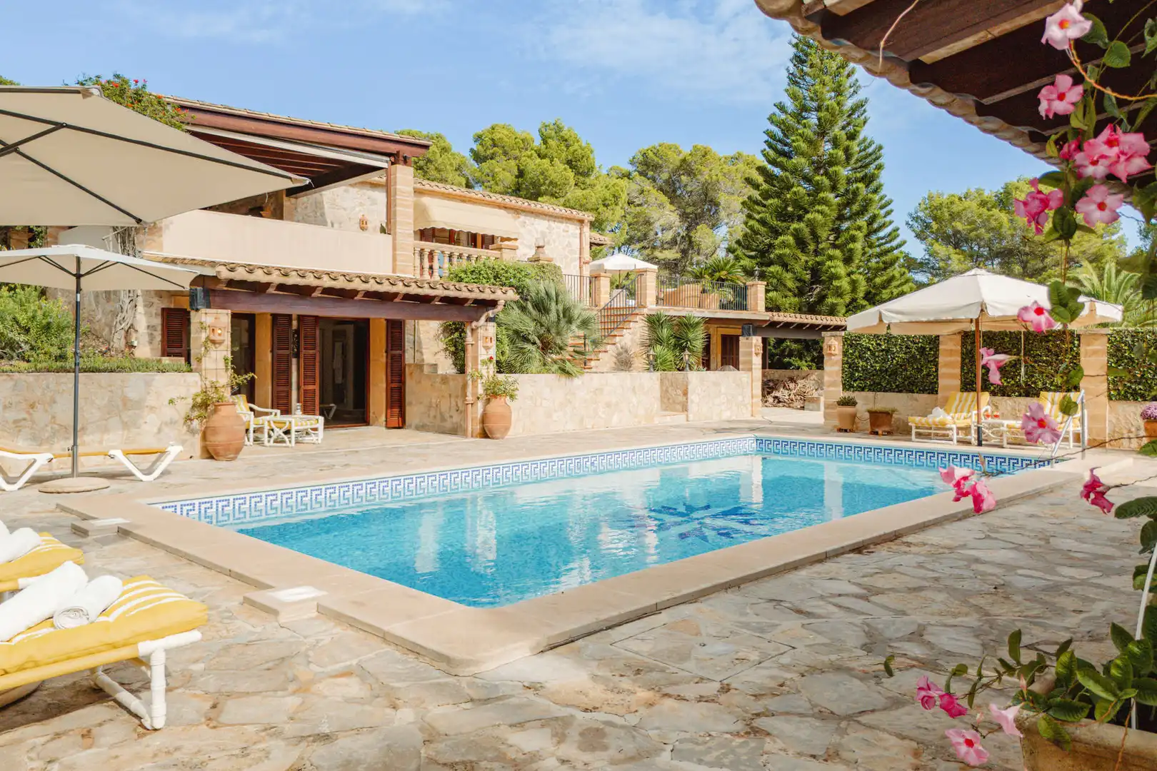 Piscina de Finca rústica en venta en Capdepera con Aire acondicionado, Terraza y Amueblado