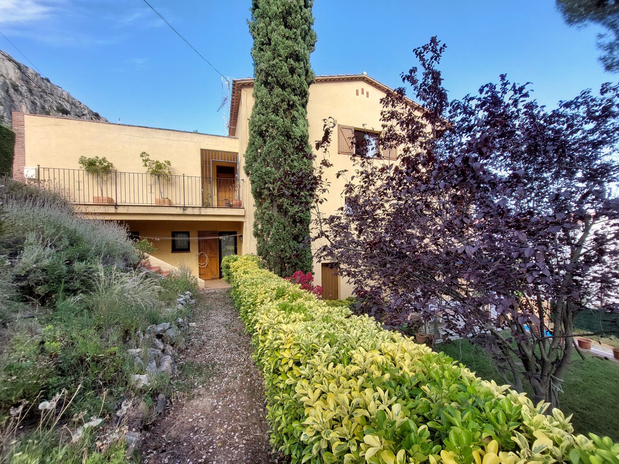 Vista exterior de Casa adosada en venda en L'Estartit amb Aire condicionat, Calefacció i Jardí privat