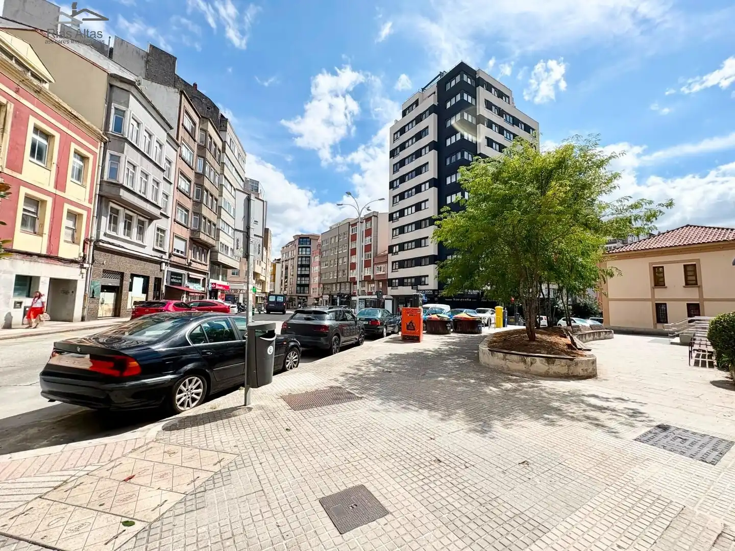 Vista exterior de Pis en venda en A Coruña Capital  amb Calefacció i Traster
