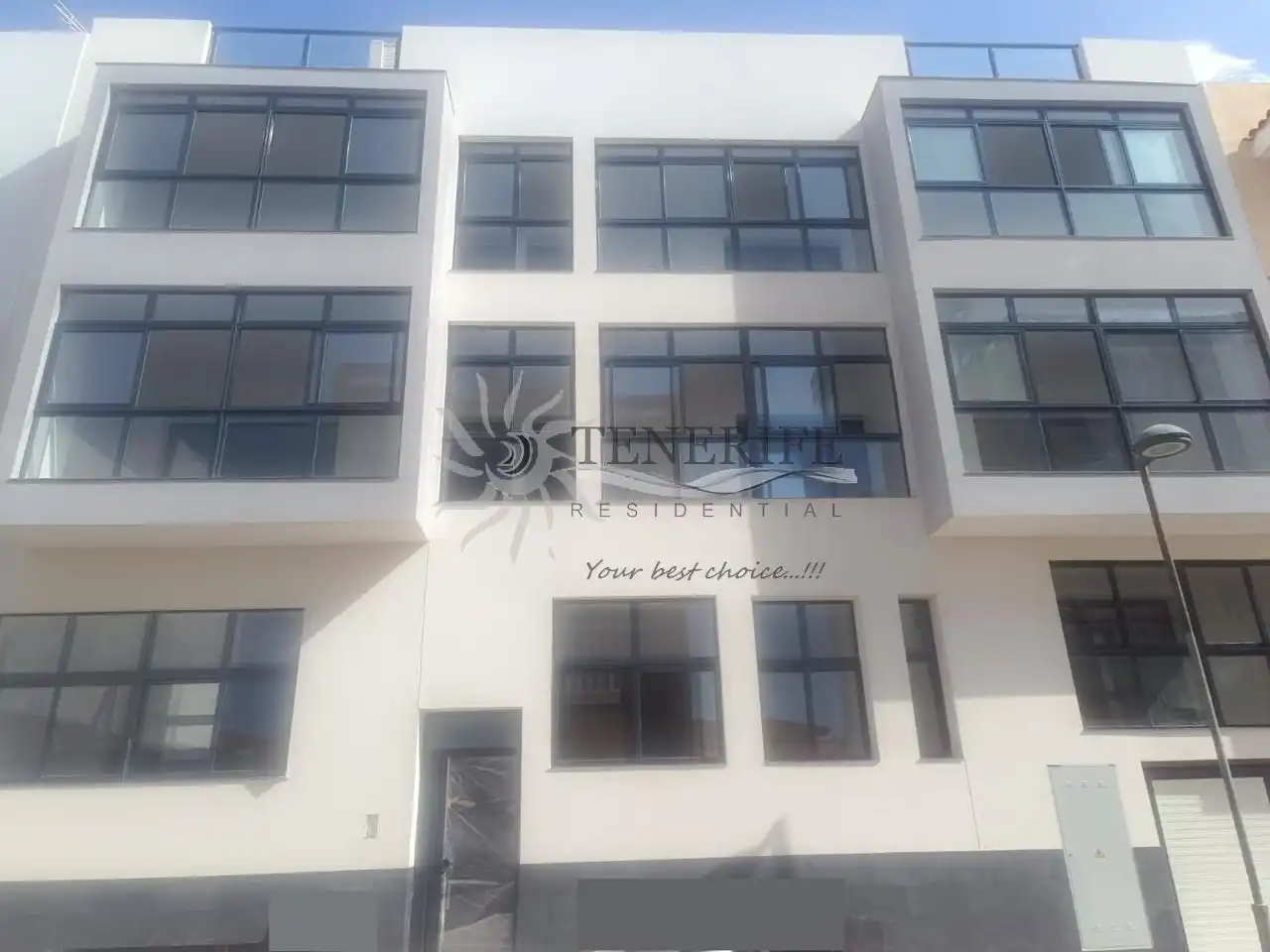 Vista exterior de Piso en venta en Guía de Isora con Aire acondicionado y Terraza