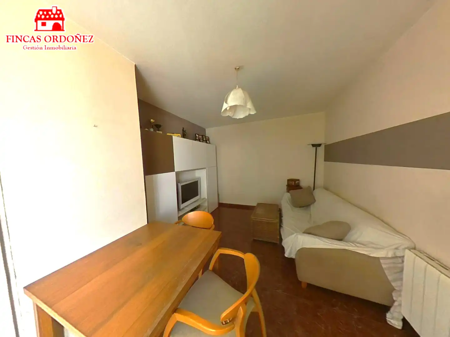 Sala d'estar de Àtic en venda en Sant Andreu de la Barca amb Aire condicionat, Calefacció i Terrassa