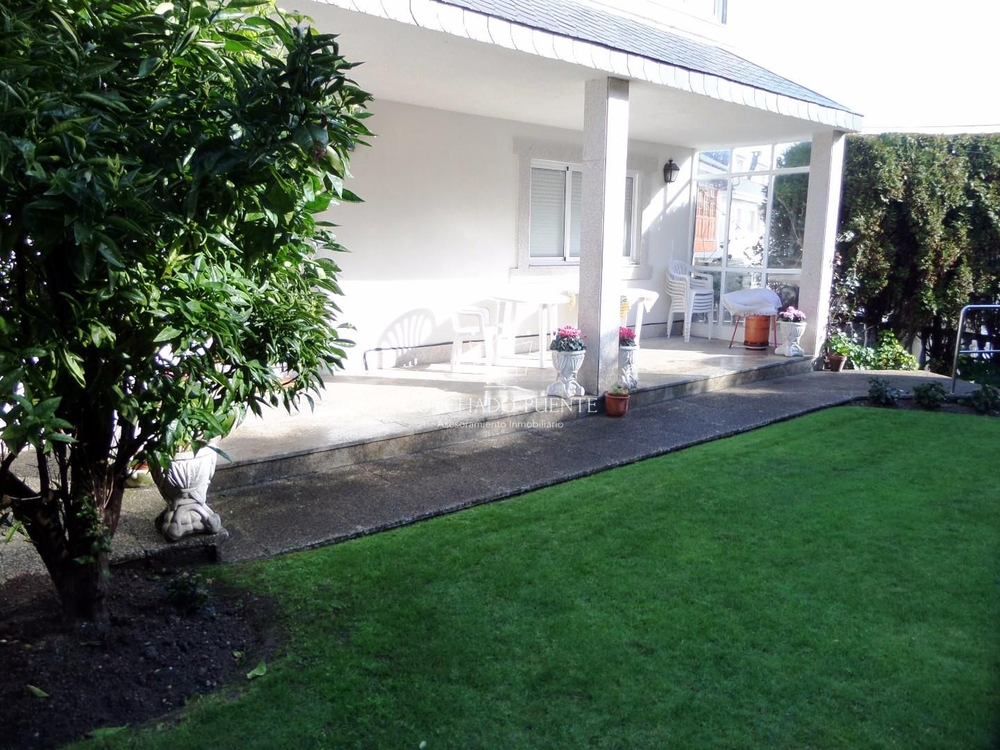 Jardí de Casa o xalet en venda en A Coruña Capital  amb Jardí privat