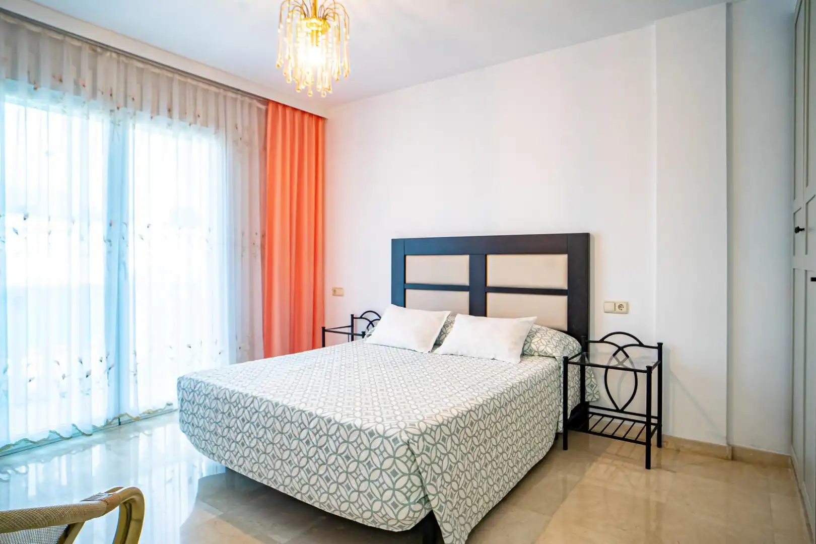 Bedroom of Houses for sale in L'Alfàs del Pi  with Air Conditioner, Heating and Private garden