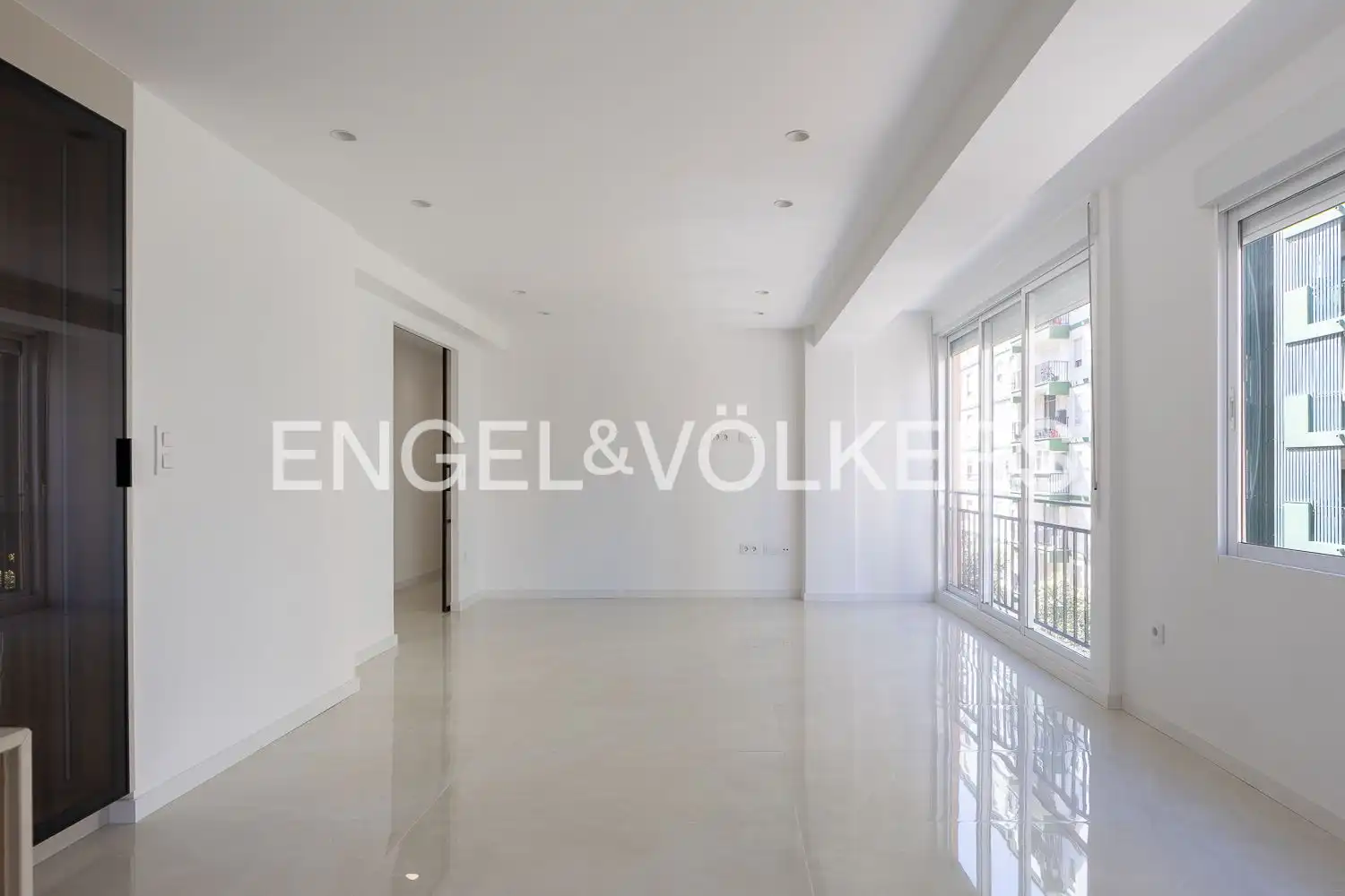Piso en venta en Valencia con Aire acondicionado, Calefacción y Balcón