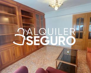 Sala d'estar de Pis de lloguer en  Madrid Capital amb Aire condicionat, Calefacció i Terrassa