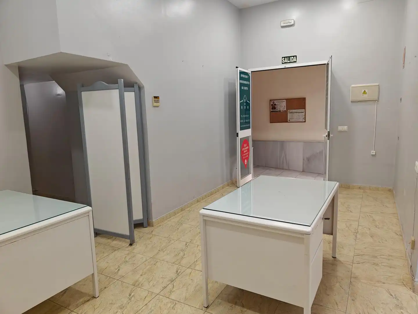 Commercial properties for rent in Calle CORTES LAS, Centro