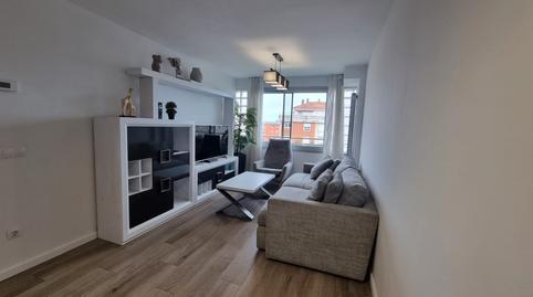 Foto 3 de Pis en venda a Plaza María Blanchard, Maliaño, Camargo