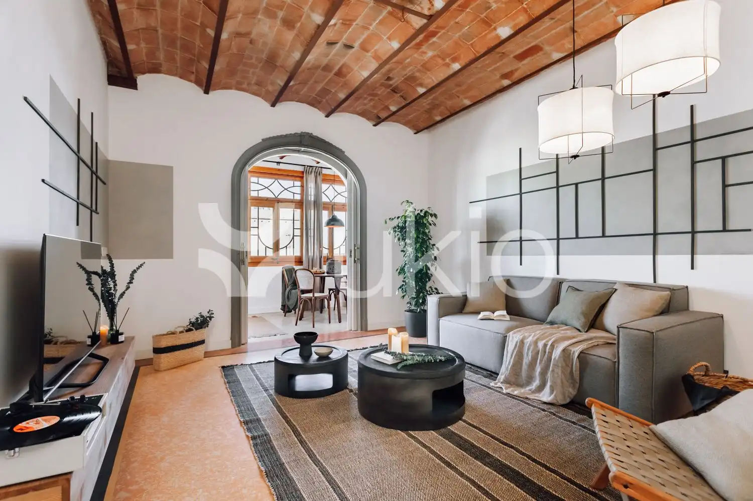 Apartment with lift to rent in Gran Via de les Corts Catalanes