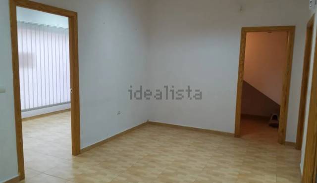 Local comercial en Alquiler en Avenida Europa - San Antón