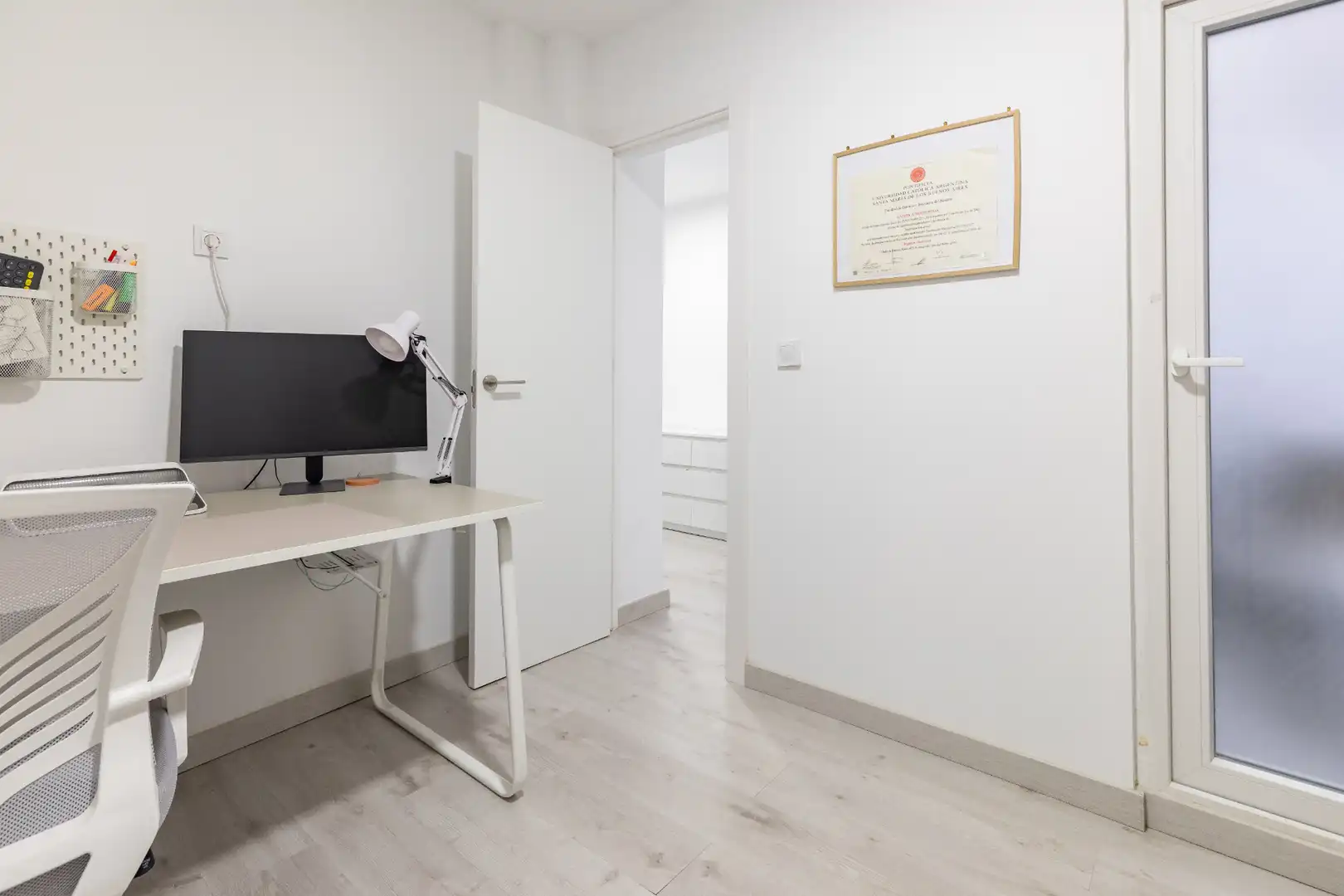 Planta baixa en venda en La Pobla de Vallbona amb Aire condicionat, Terrassa i Moblat